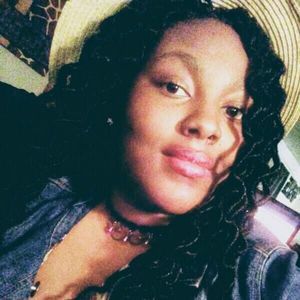 Meet your Posher, Ronnique